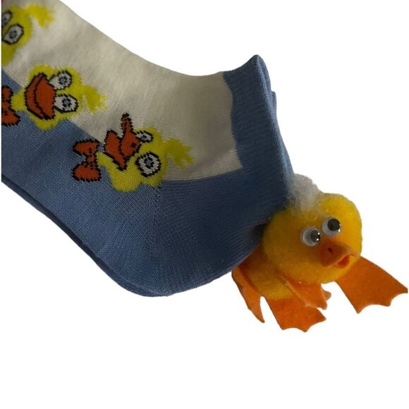 Candy Girl Pom Pom Duck On Ankle Socks - Girls 6 - 8 NEW - Picture 6 of 7